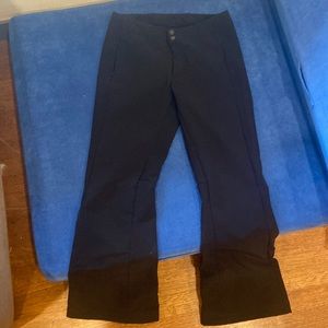 the North Face snow ski pants. Size medium. Black.